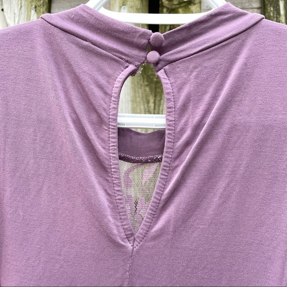 Lace Detail Tunic Top - Picture 4 of 4